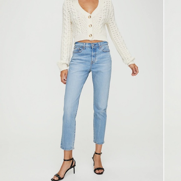 Aritzia x Levi’s Wedgie Icon Jeans - Picture 1 of 8